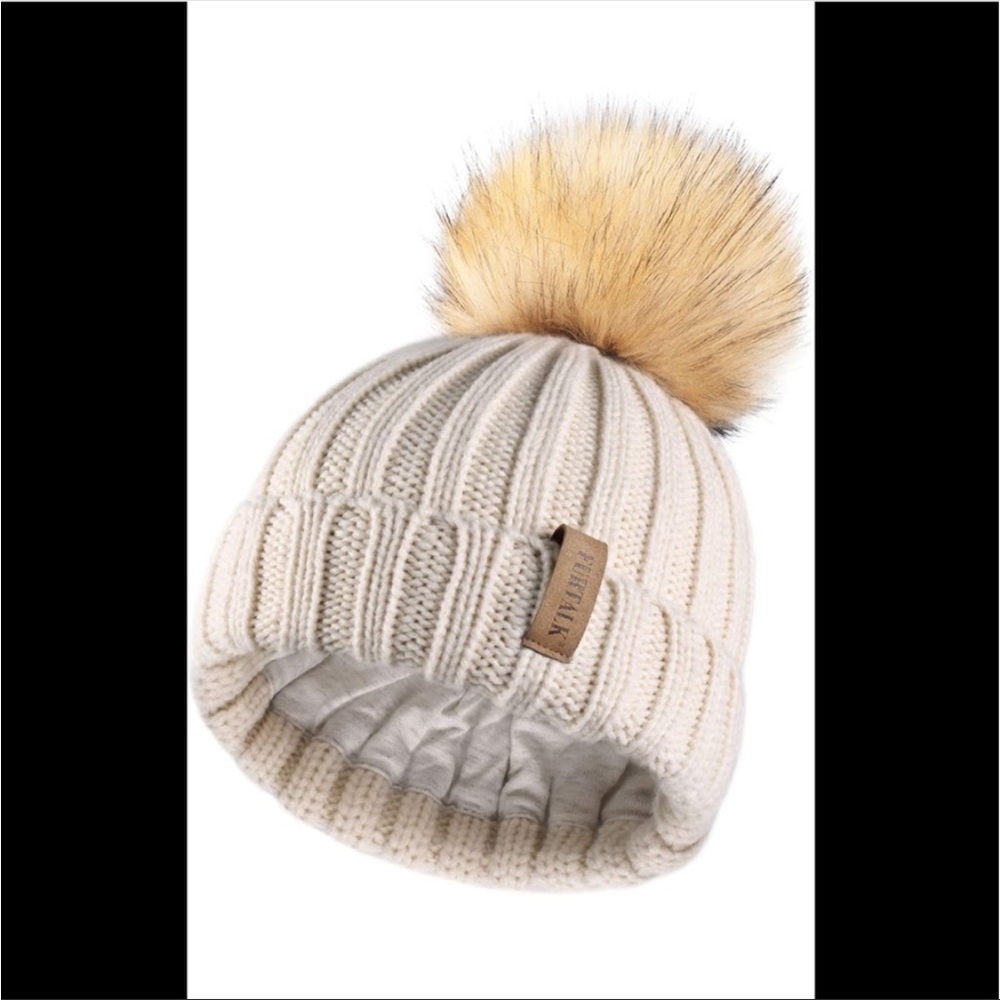 White/Cream Furtalk Knit Beanie Pom Pom Hat